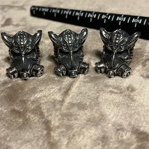 Biker ring with gas mask